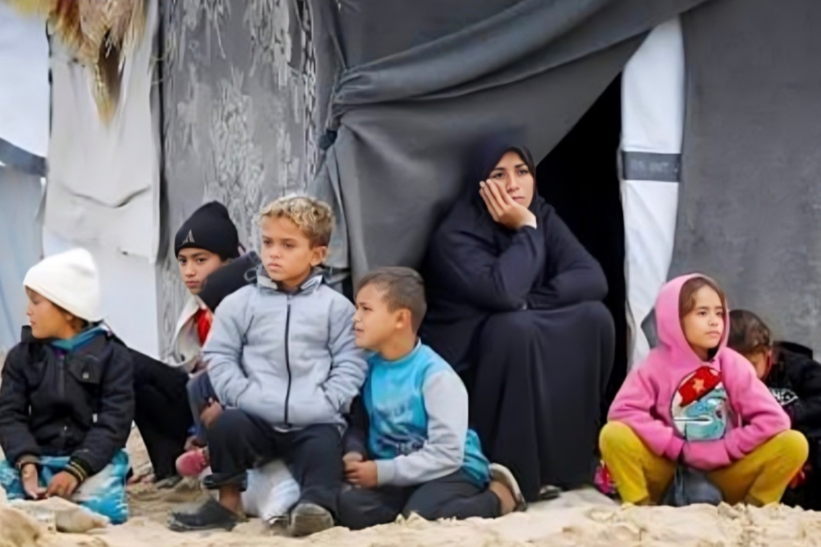 حملة إنشاء مخيم لأيتام في شمال غزة